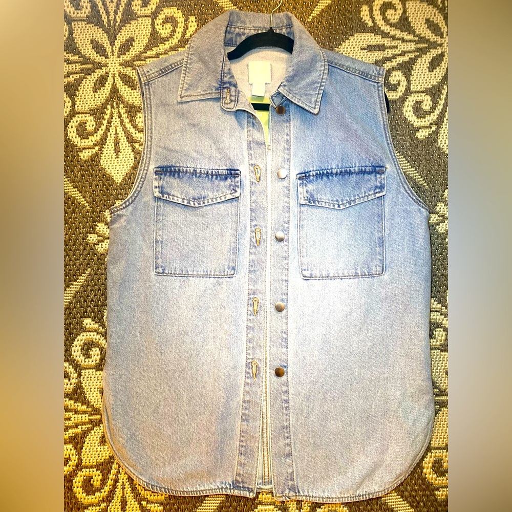 🩵NEVER WORN | H&M Sleeveless Shacket | Size Small